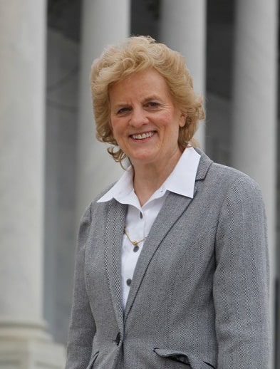 CollierAnnouncedasChairwoman_edited